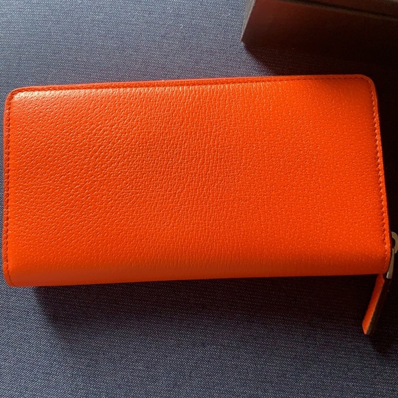 Authentic New Gucci Stripe Wallet - Picture 4 of 8